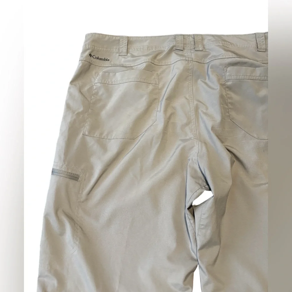 Columbia MENS Omni shield sun protect khaki top stop hiking pants SZ 42 Gorpcore